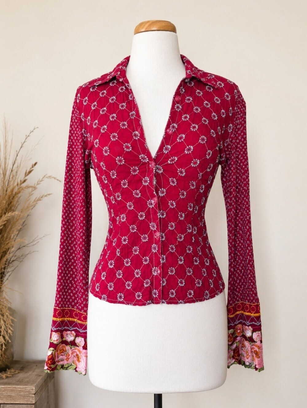 Johnny Was Vintage Embroidered Red Rayon Peasant Blouse Boho Floral Top Tunic XS - Picture 3 of 14